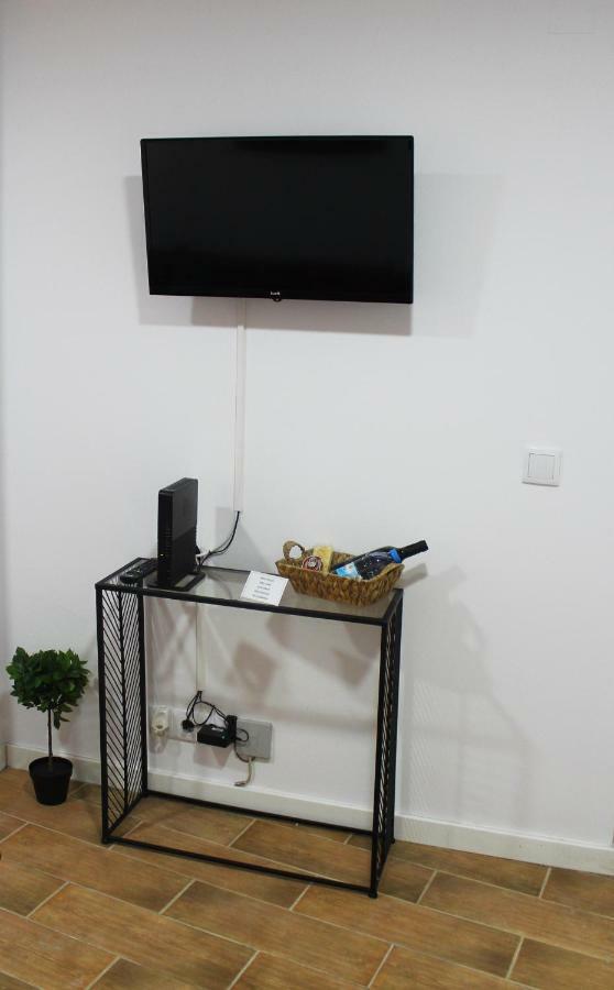 * 5 Star Apartment In Historic District * Walk 2 Alfama! Lisbon Luaran gambar