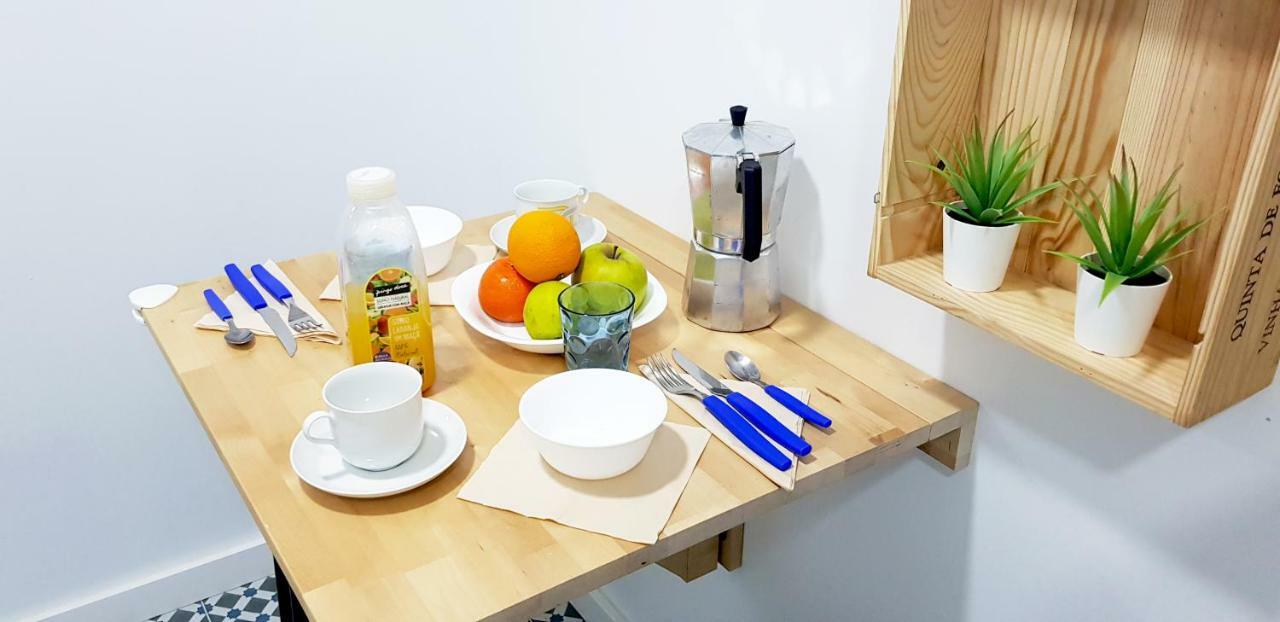 * 5 Star Apartment In Historic District * Walk 2 Alfama! Lisbon Luaran gambar